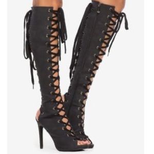 Lace up boots❤️‍🔥